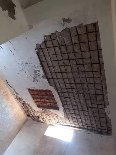 صيانة مبنى سكني متأكل بسبب تسريب المياه والرطوبة - image 7